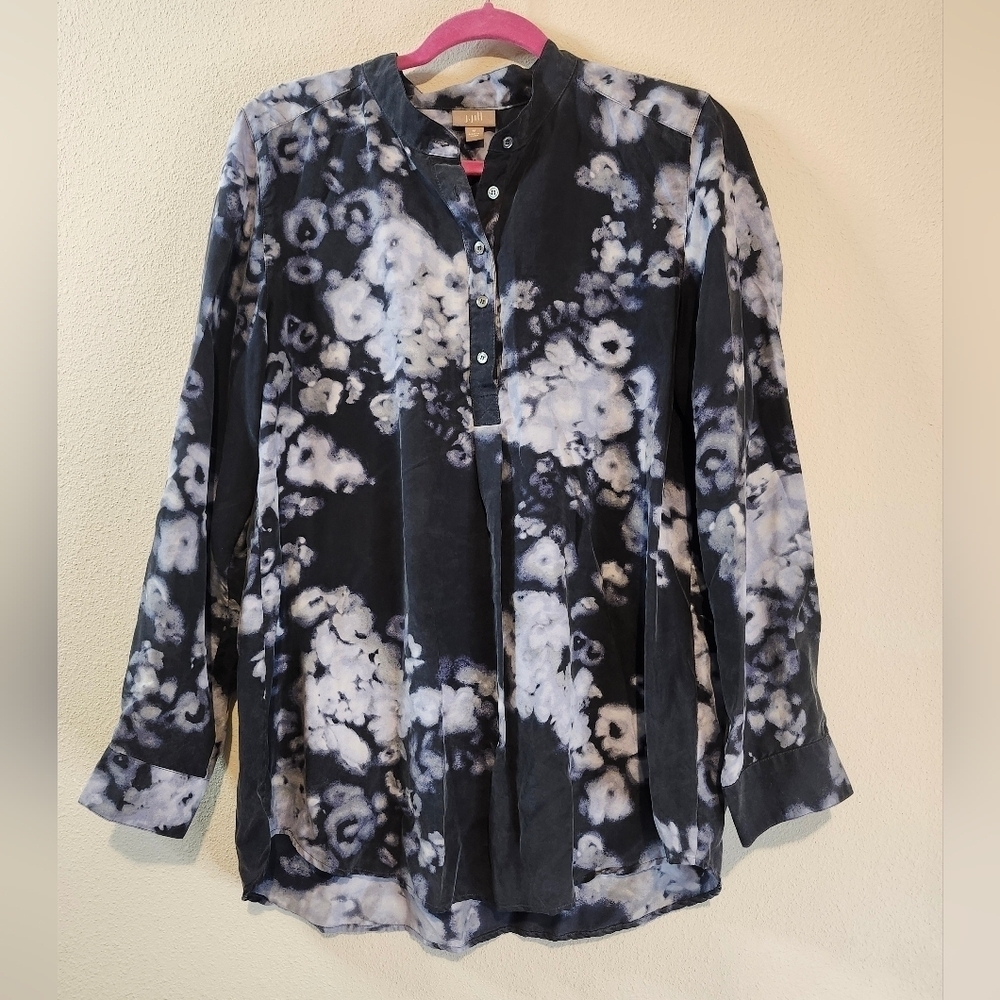 J. Jill Peasant Poet Smokey Black And Ash White Floral Tunic 100% Silk Size M